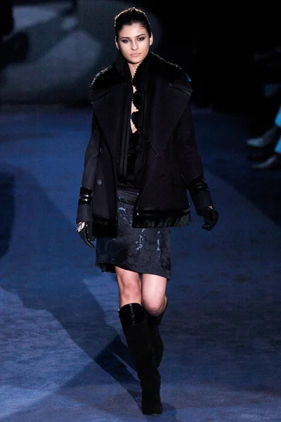 Look 7